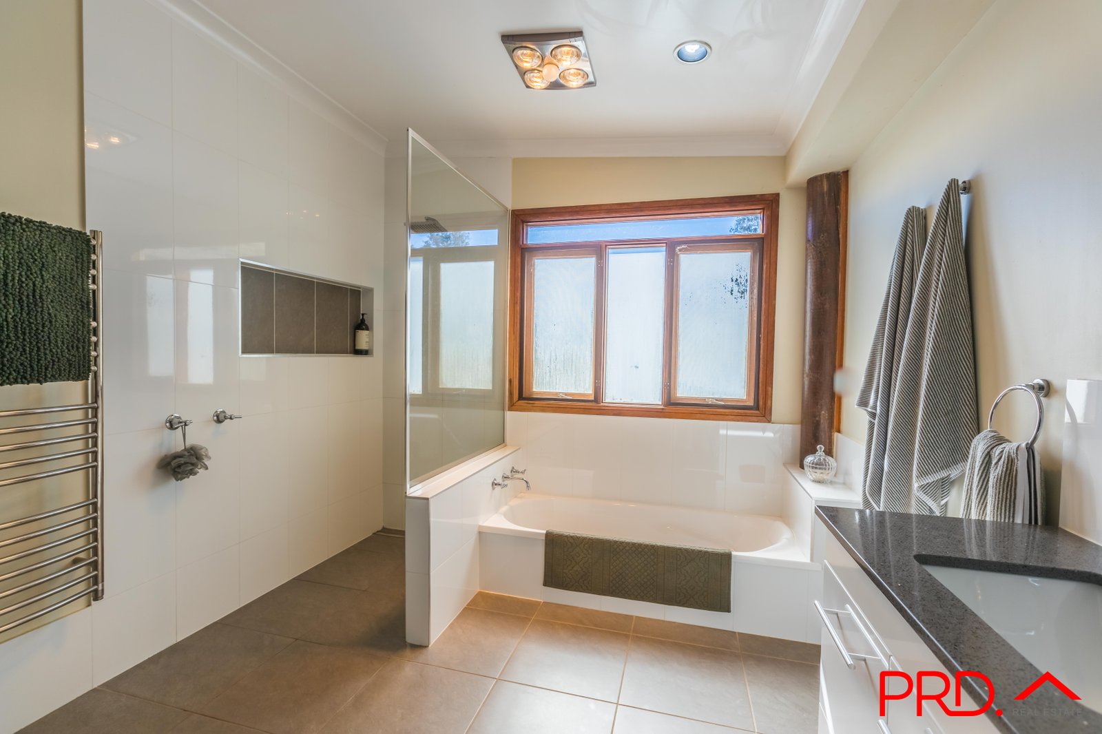 49 Yarmouth Parade TAMWORTH 14