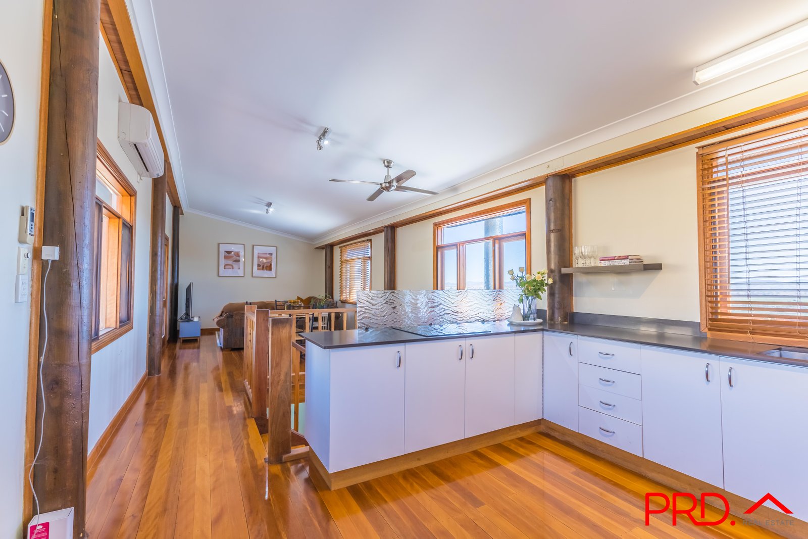 49 Yarmouth Parade TAMWORTH 23