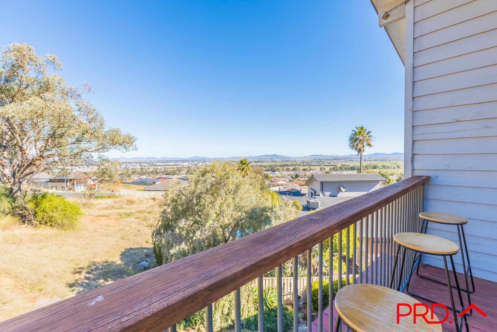 49 Yarmouth Parade TAMWORTH 27