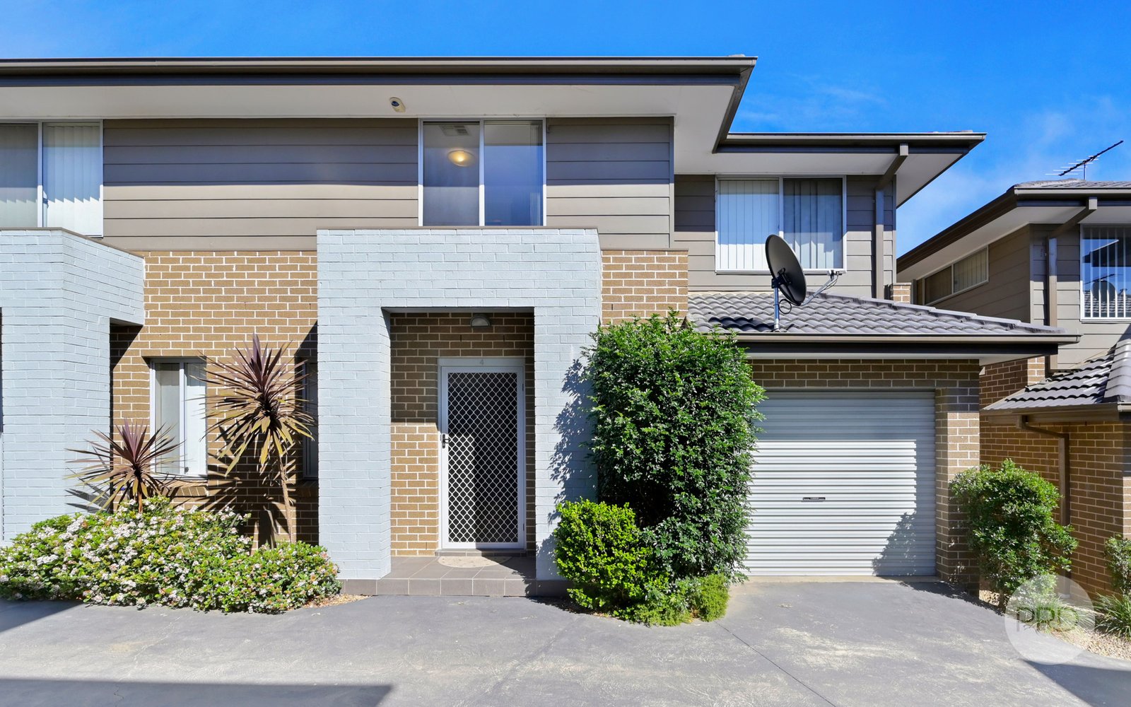 4/90-92 Cox Avenue PENRITH 2