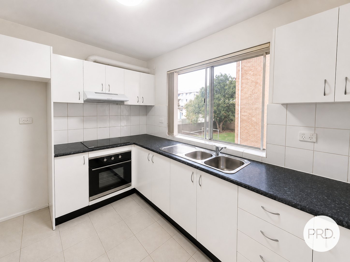4/90 Bigge Street LIVERPOOL 3