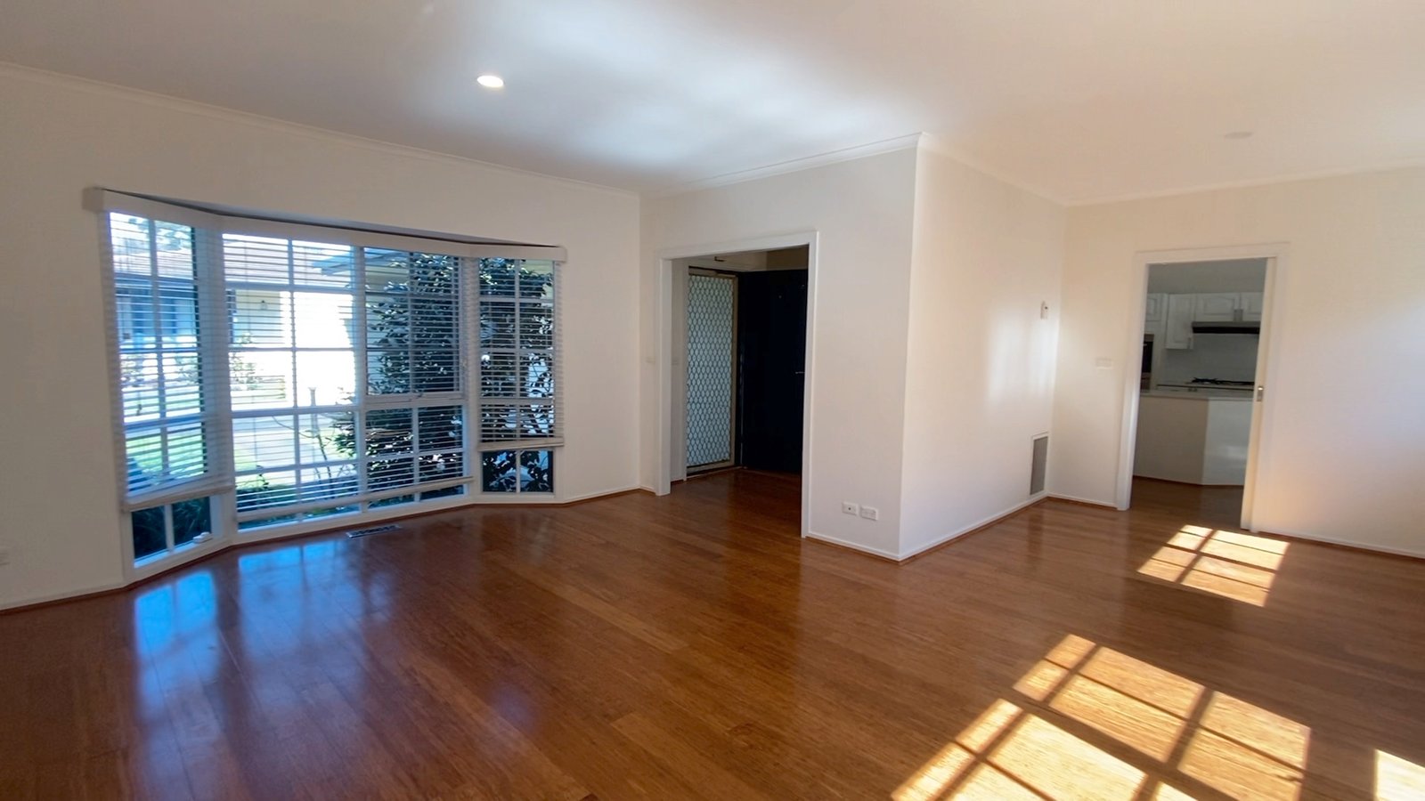 Gallery: 4/90 Durrant Street