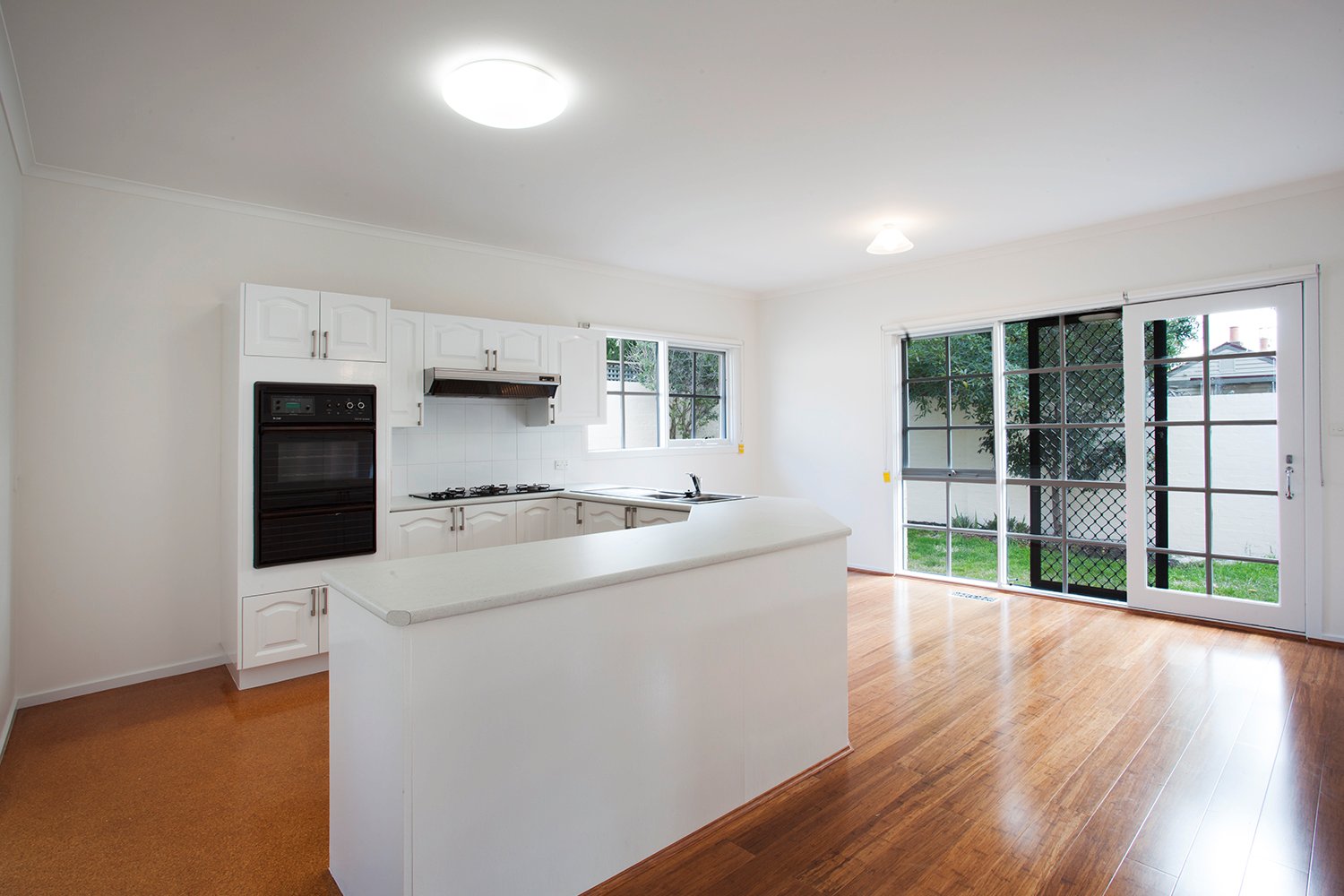 Gallery: 4/90 Durrant Street