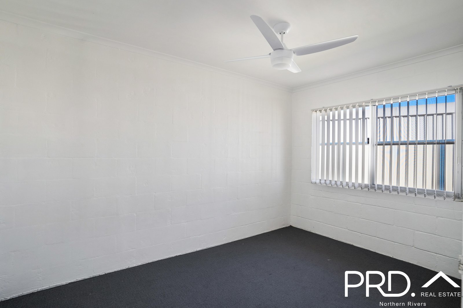 4/90 Farley Street CASINO 12