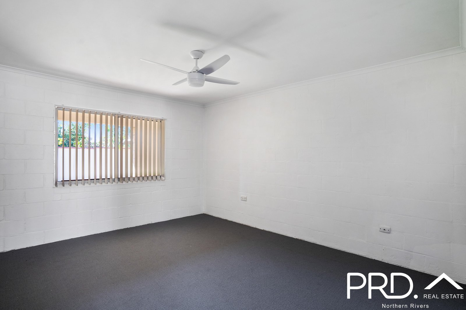 4/90 Farley Street CASINO 10