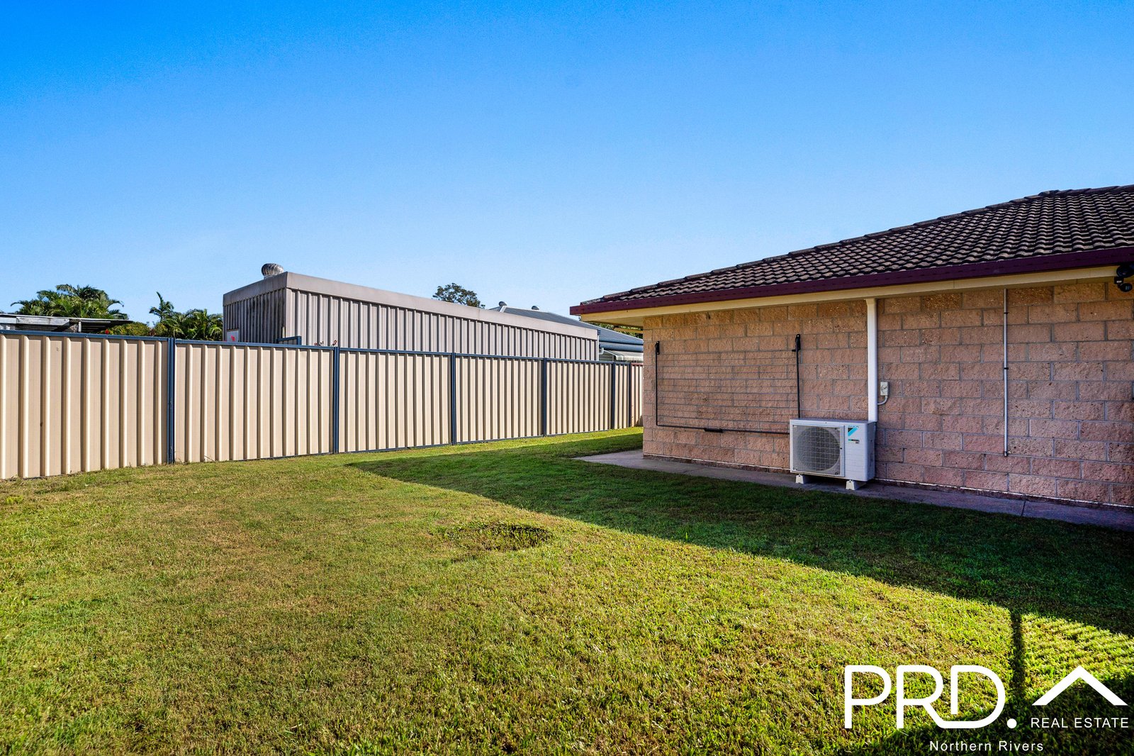 4/90 Farley Street CASINO 16