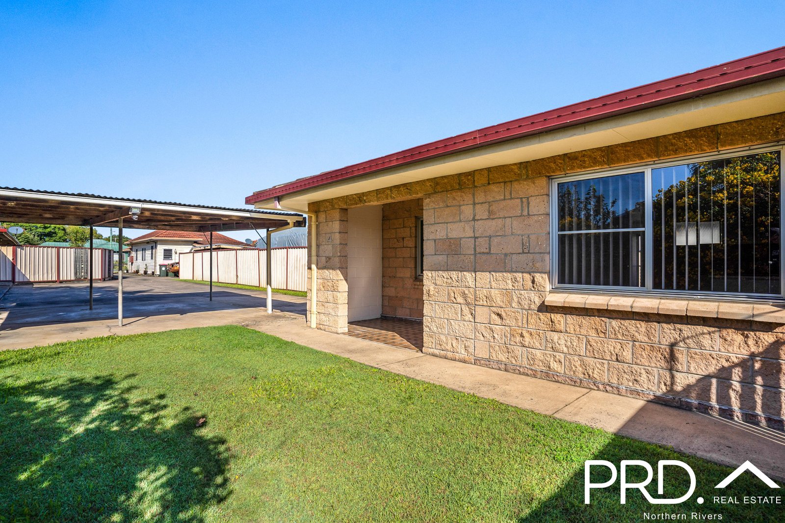 4/90 Farley Street CASINO 17