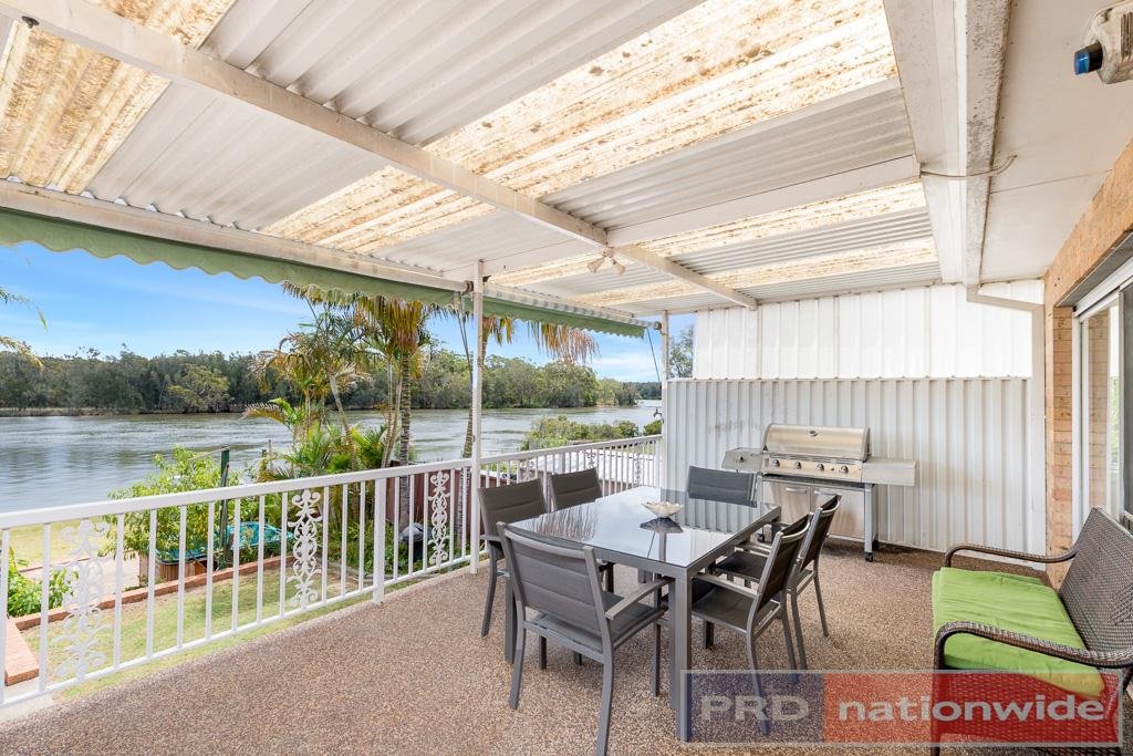490 Henry Lawson Drive EAST HILLS 7