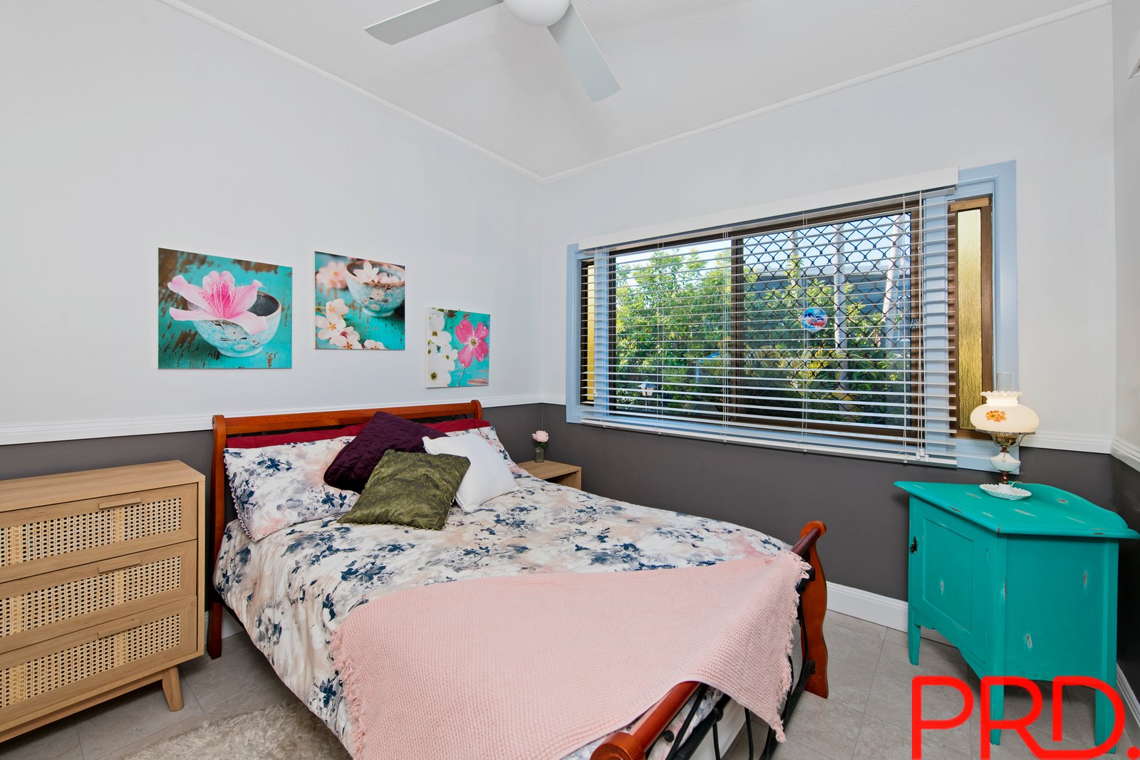 490 Ocean Drive LAURIETON 8