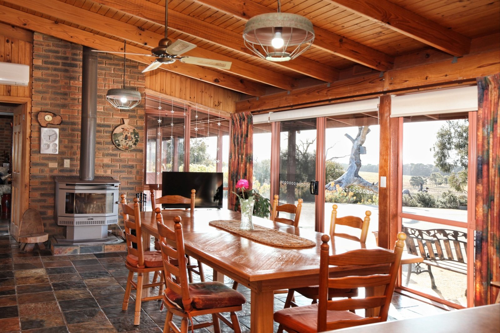 Real Estate and Property in 490 Settlement Road, Sunbury, VIC