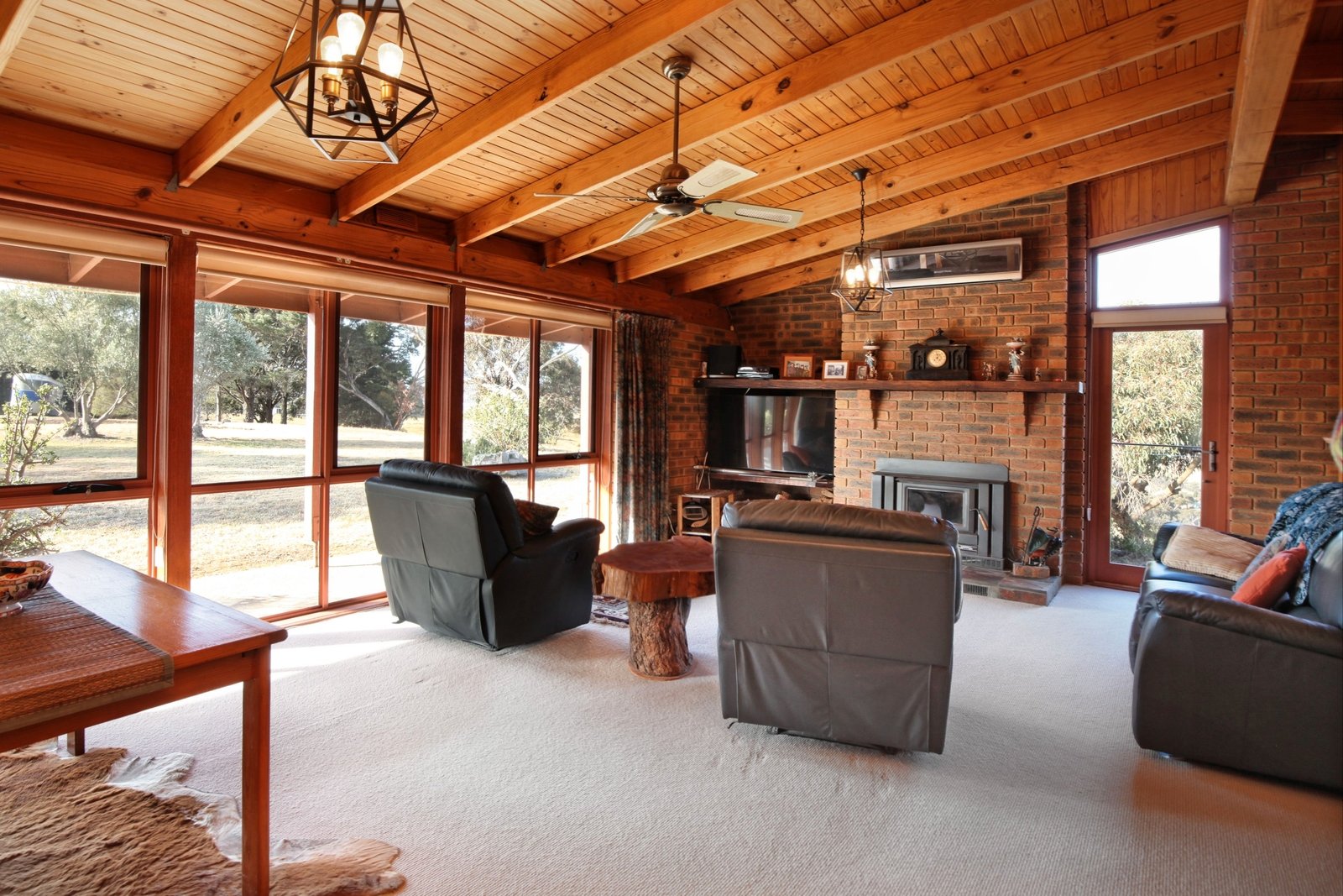 Real Estate and Property in 490 Settlement Road, Sunbury, VIC