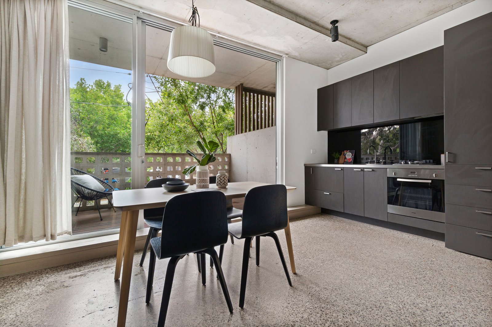 Gallery: 4/91 Wellington Street