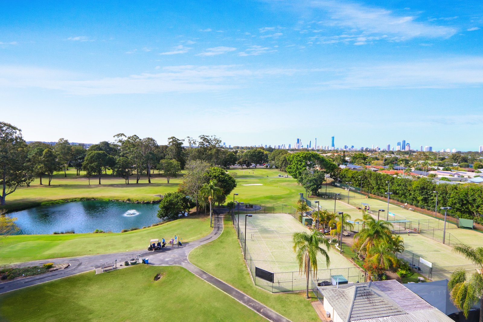 49/11 Fairway Drive CLEAR ISLAND WATERS 1