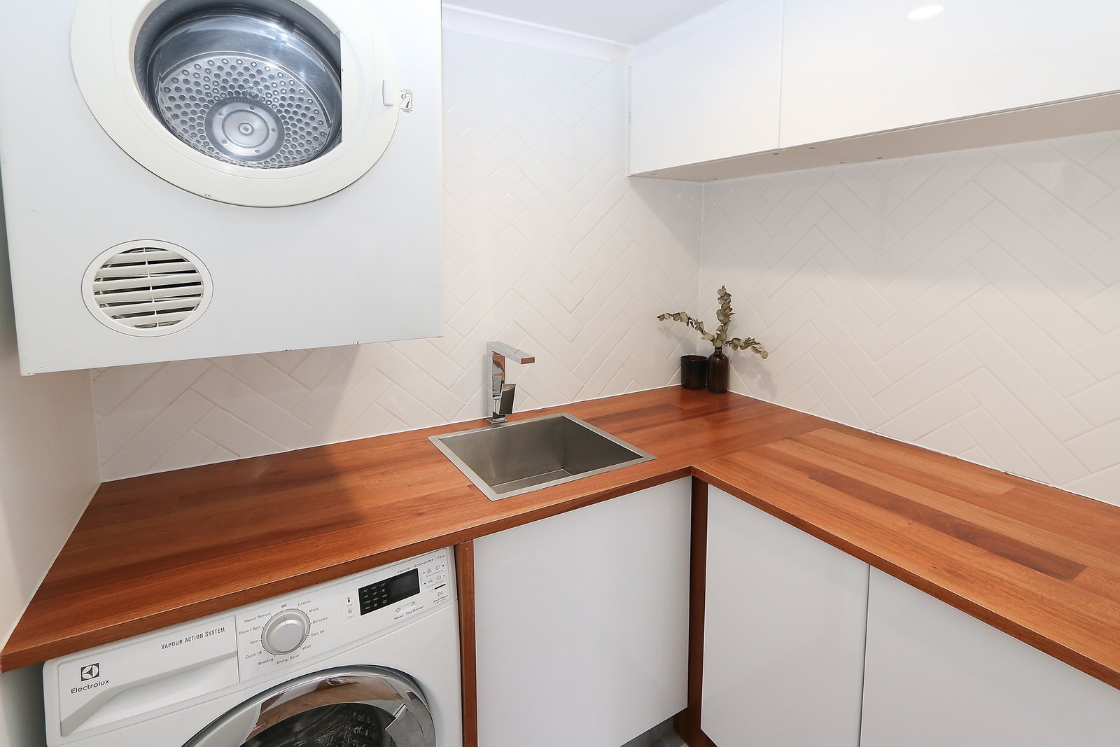 49/11 Fairway Drive CLEAR ISLAND WATERS 12