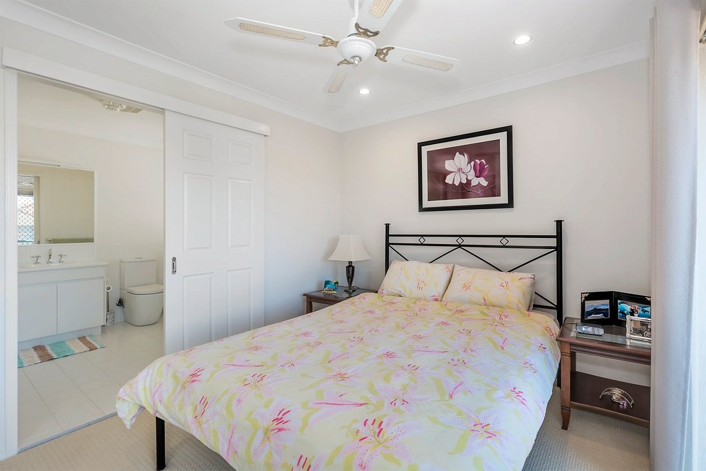 49/152 Palm Meadows Drive CARRARA 11