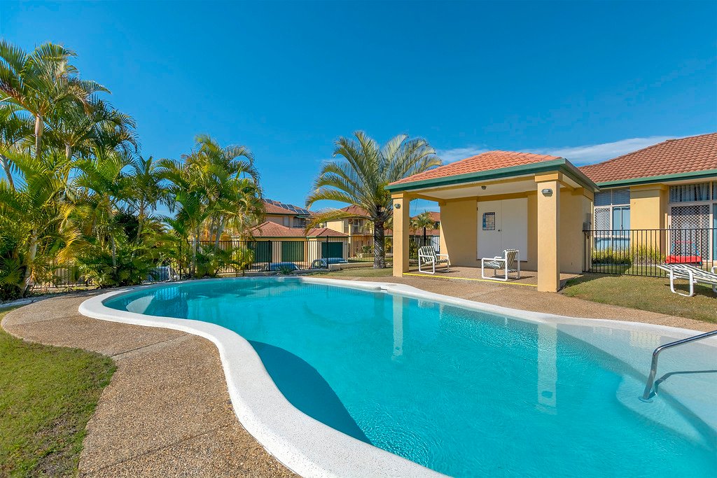 49/152 Palm Meadows Drive CARRARA 15