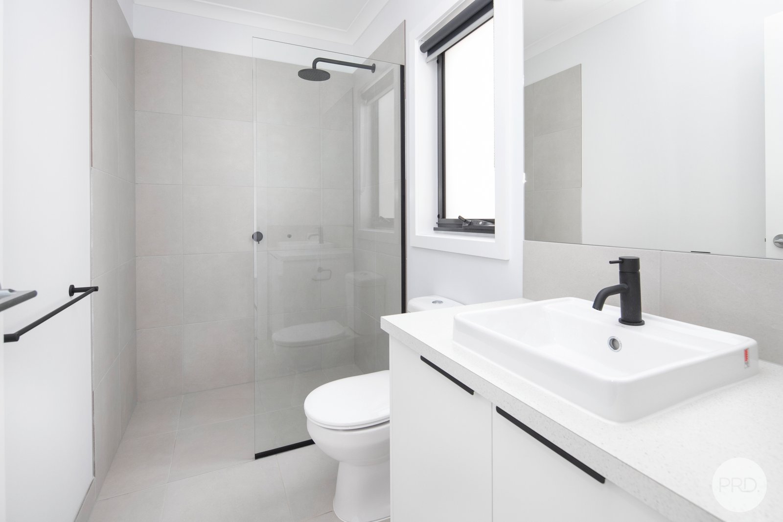 4/916 Geelong Road CANADIAN 7