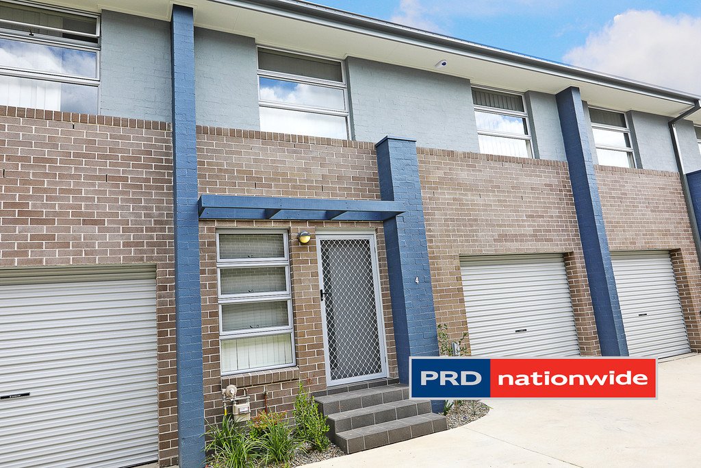 4/92-94 Great Western Highway KINGSWOOD 2