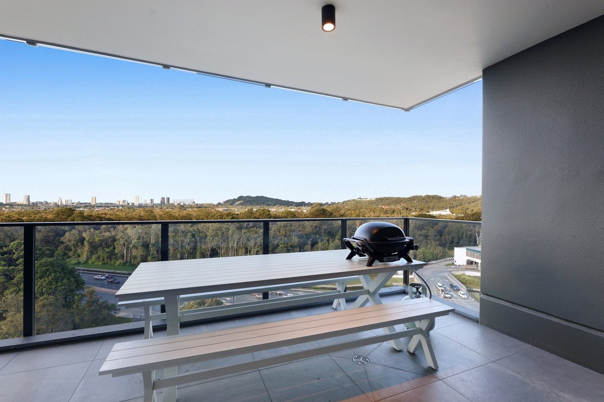 49/20 Executive Drive Burleigh Waters 7
