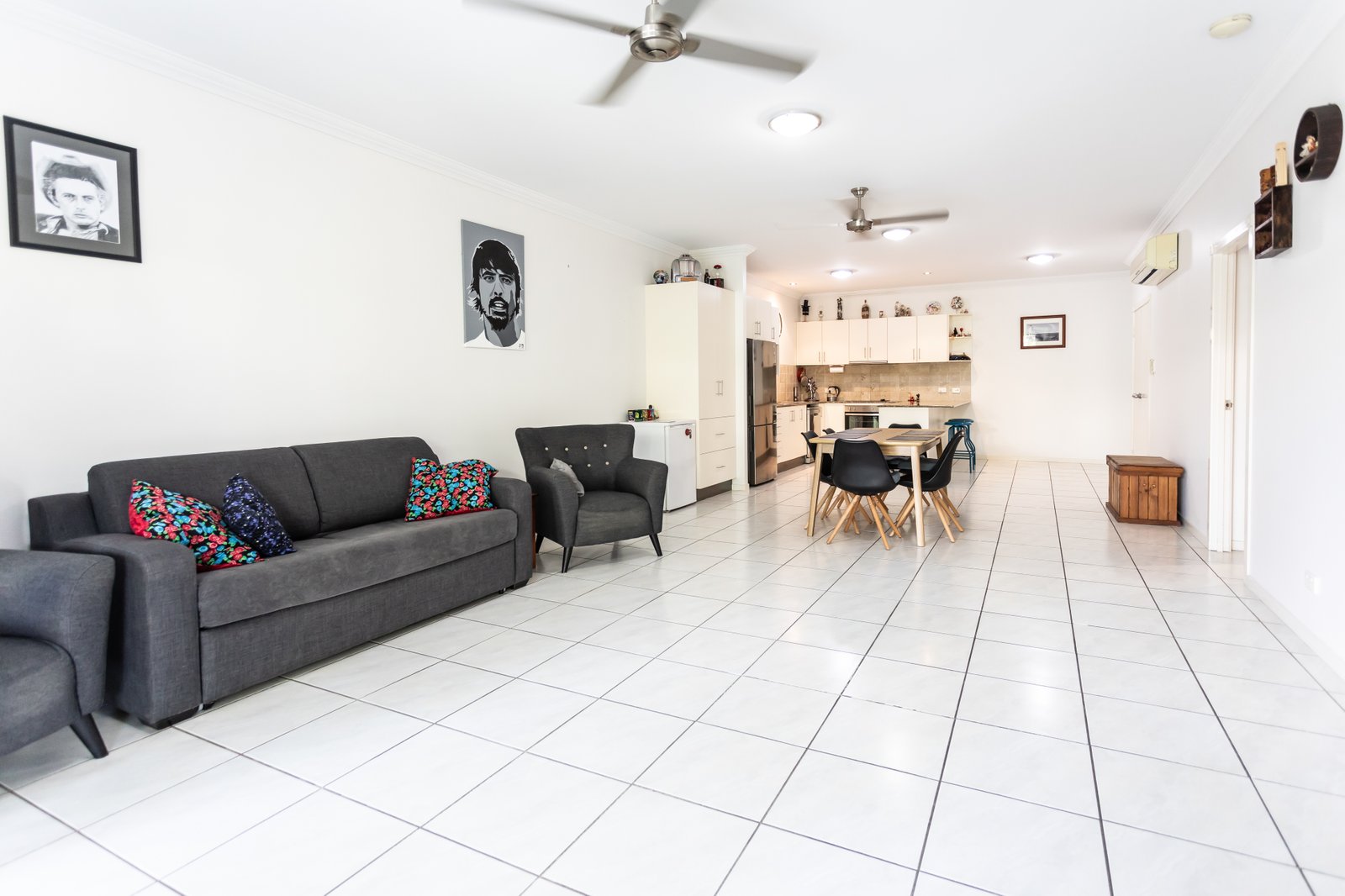 49/21 Shute Harbour Road CANNONVALE 2