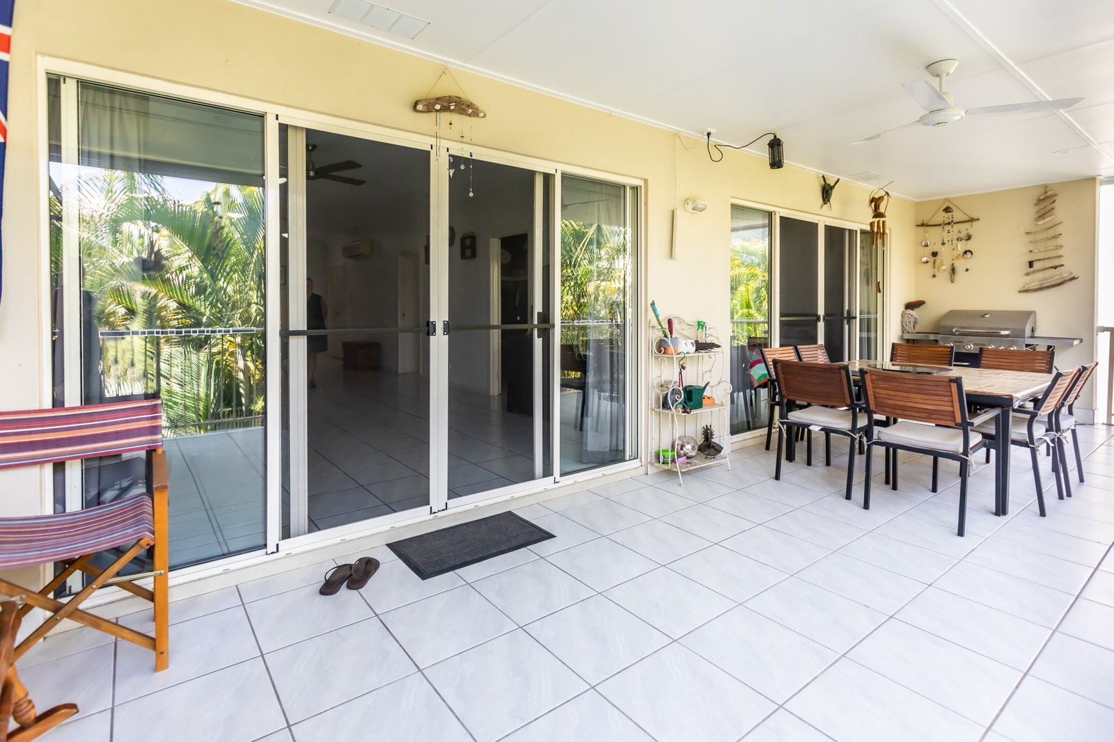 49/21 Shute Harbour Road CANNONVALE 5