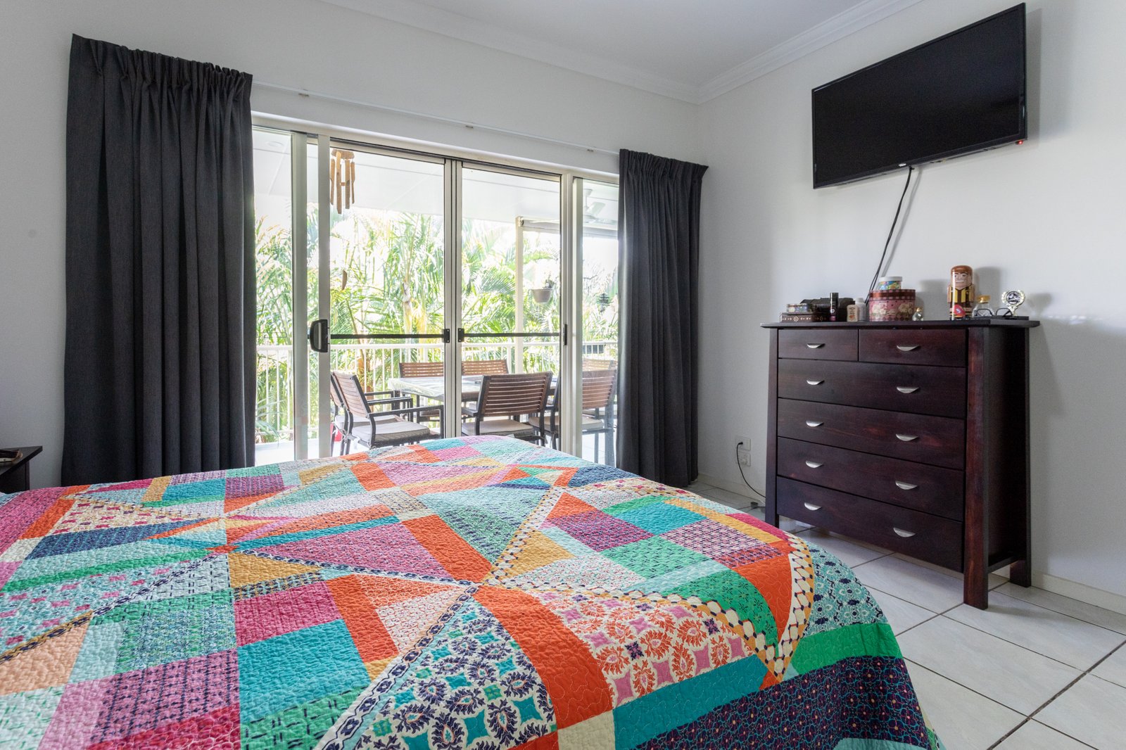 49/21 Shute Harbour Road CANNONVALE 6