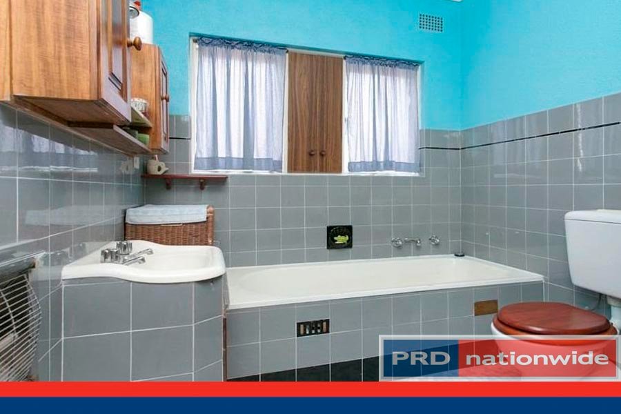 493 Kingsway  MIRANDA 4