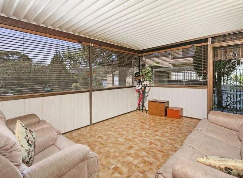 493 Kingsway  MIRANDA 5