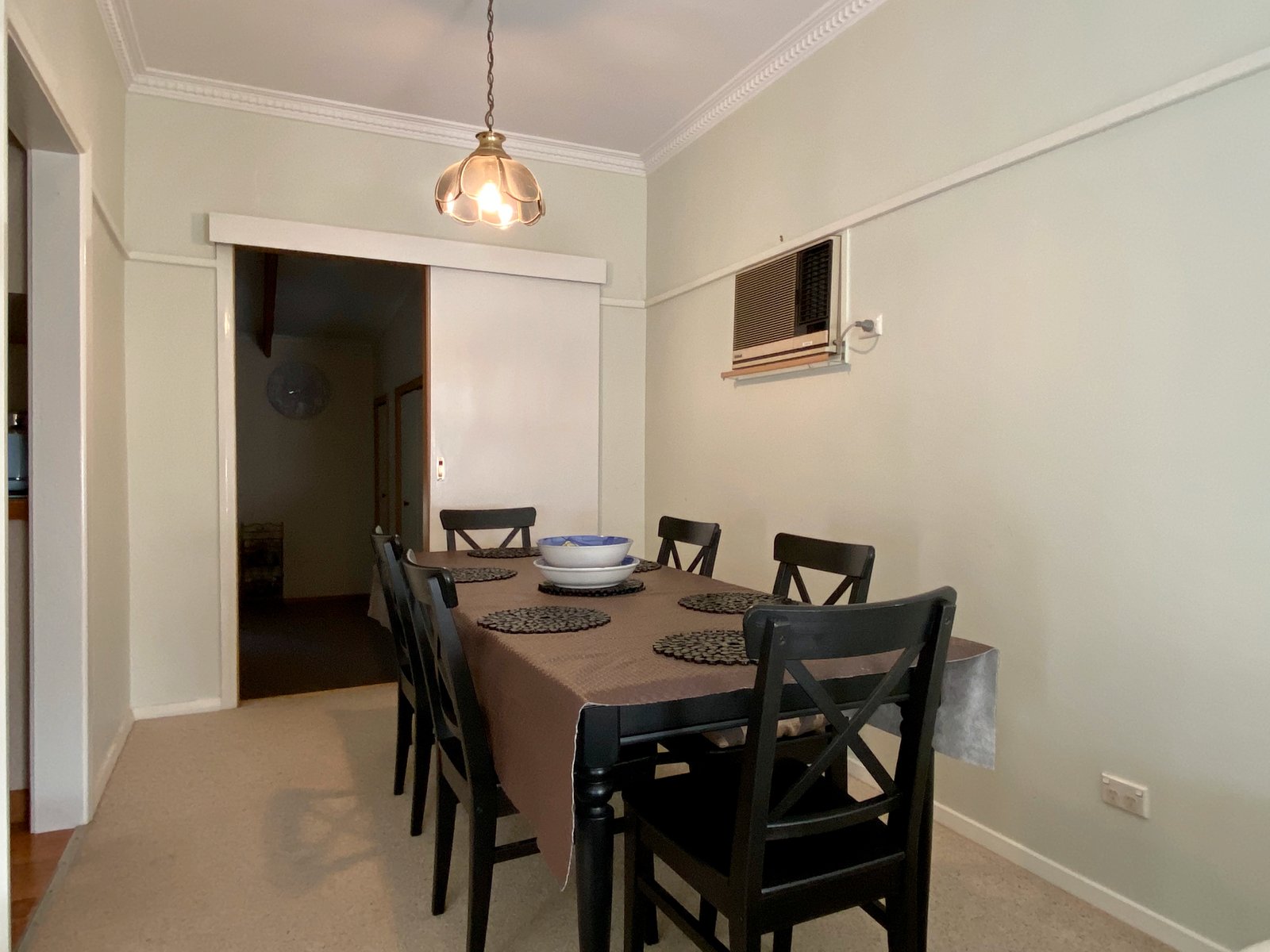 493 Schubach Street EAST ALBURY 4