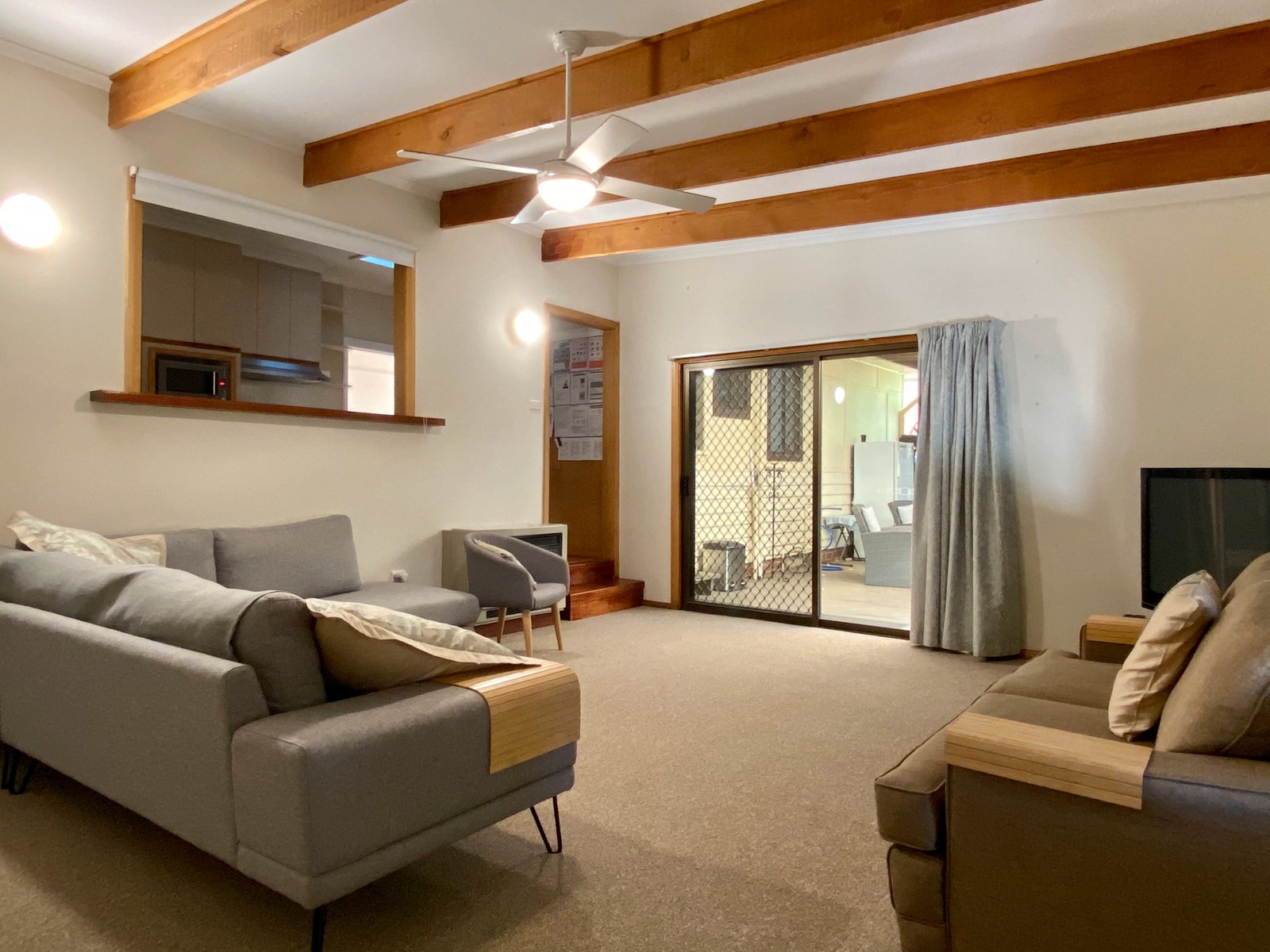 493 Schubach Street EAST ALBURY 7