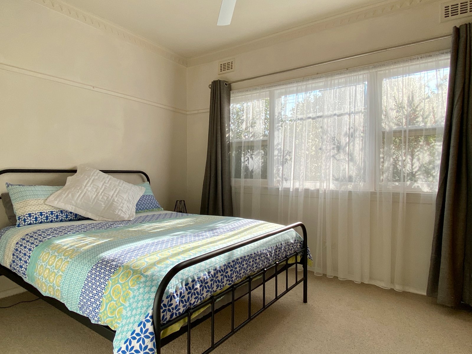 493 Schubach Street EAST ALBURY 9