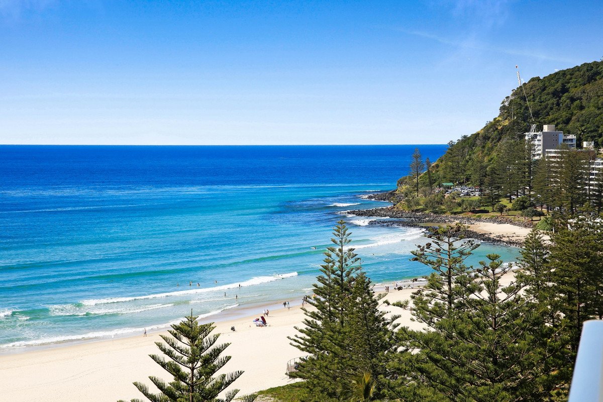 49/30-40 The Esplanade Burleigh Heads 10