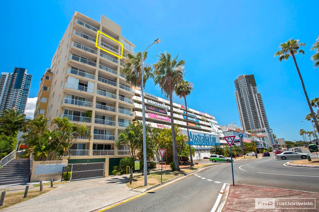 49/30 Marine Parade SOUTHPORT 8