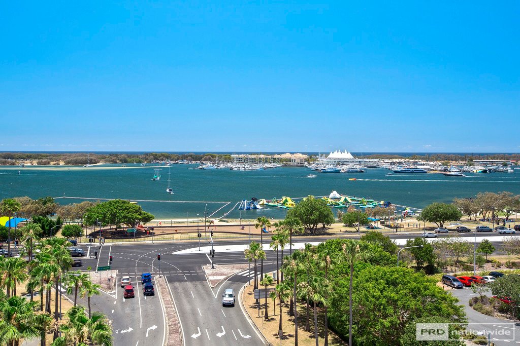 49/30 Marine Parade SOUTHPORT 11