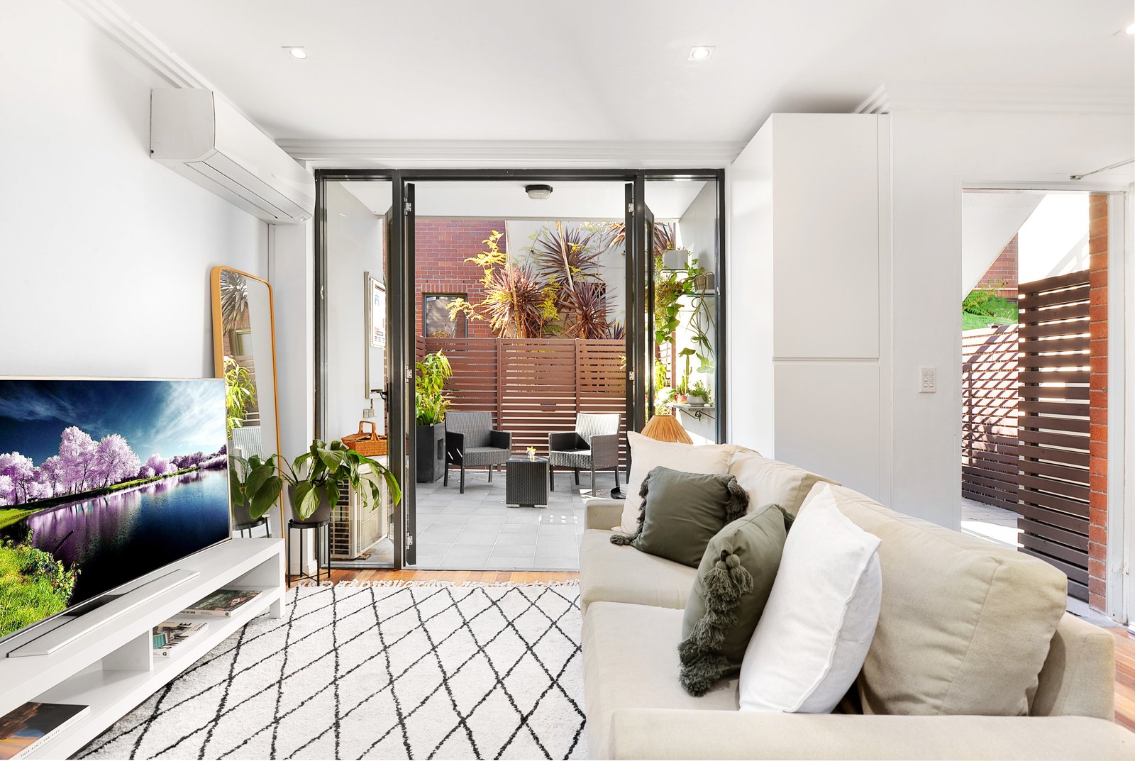 4/94-96 Yorktown Parade MAROUBRA 1