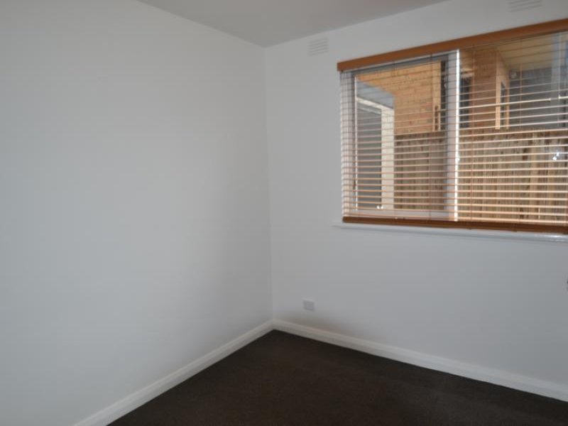 Gallery: 4/94 Beach Road