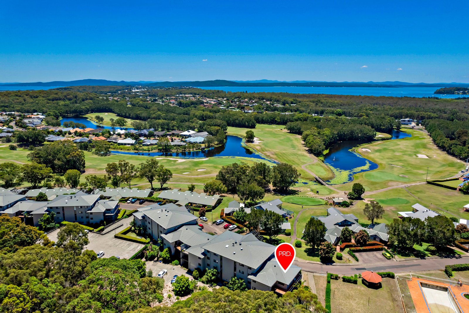 49/40 Horizons Drive SALAMANDER BAY 2