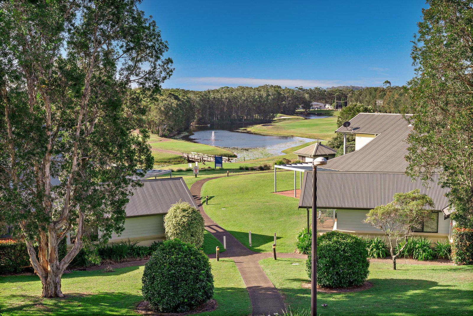 49/40 Horizons Drive SALAMANDER BAY 11