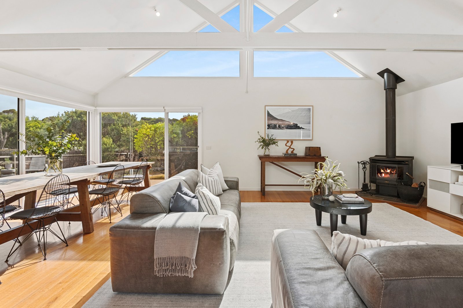 Gallery: 495 Dundas Street