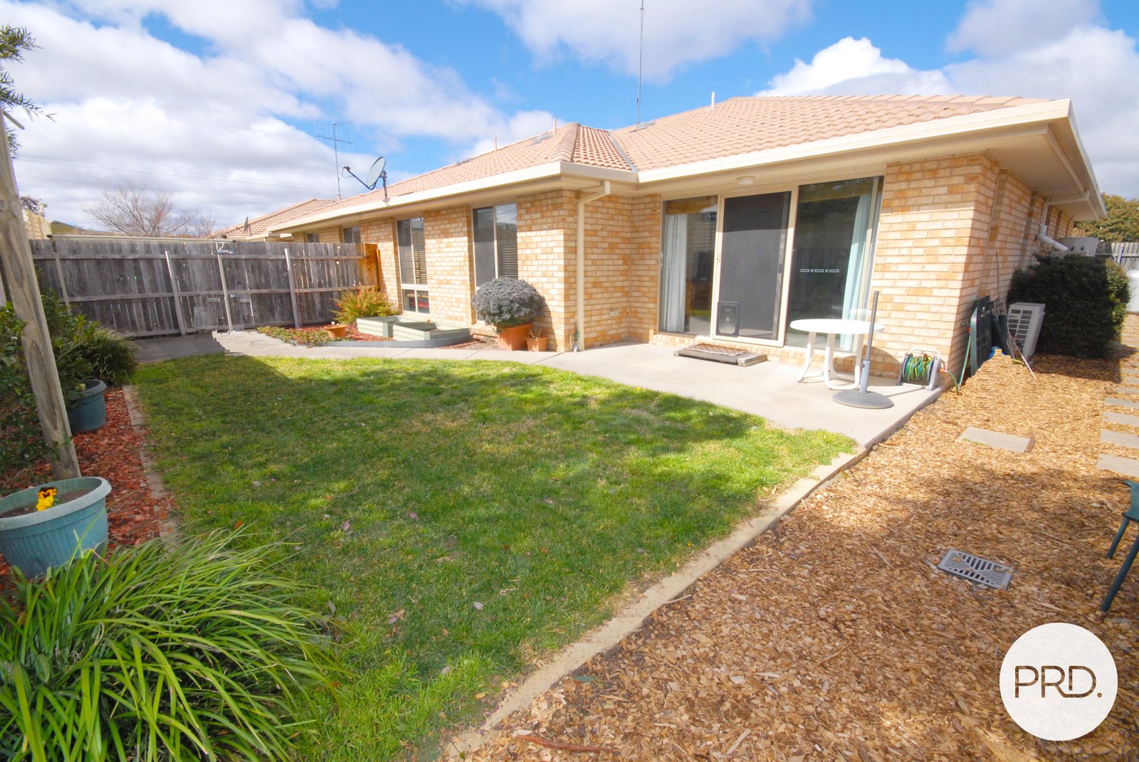 4/95 Ellendon Street BUNGENDORE 11