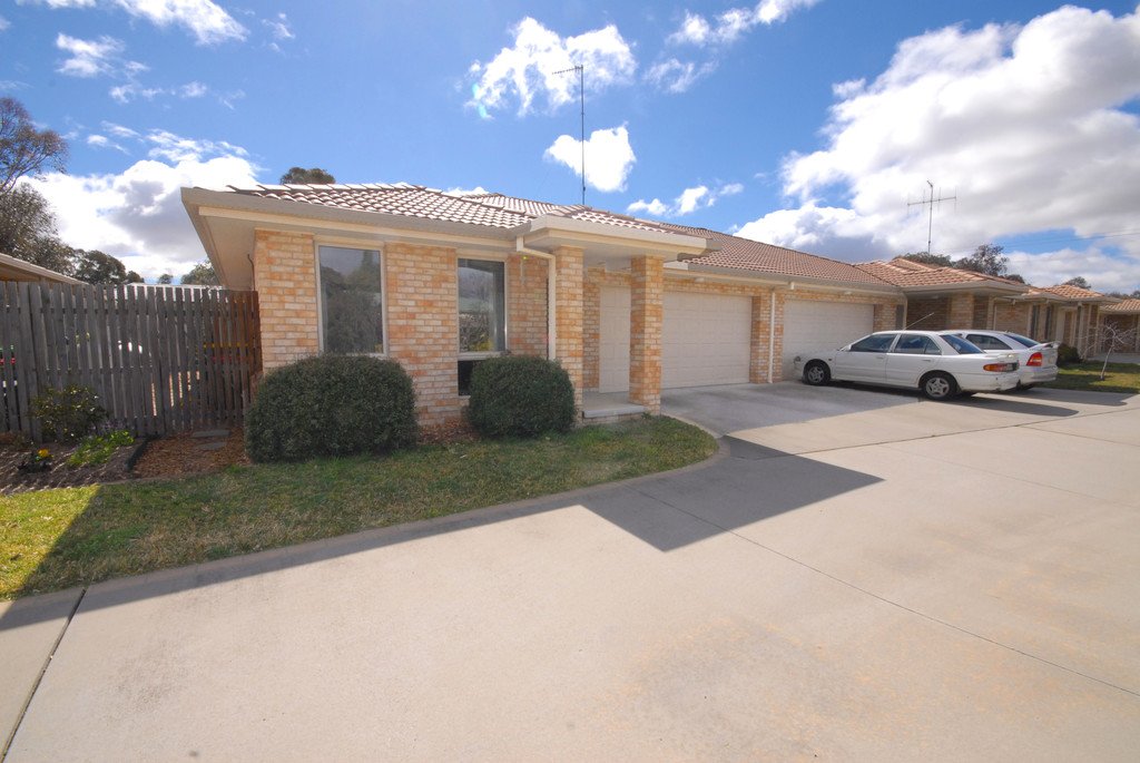 4/95 Ellendon Street BUNGENDORE 1