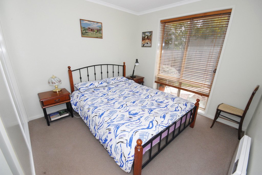 4/95 Ellendon Street BUNGENDORE 9