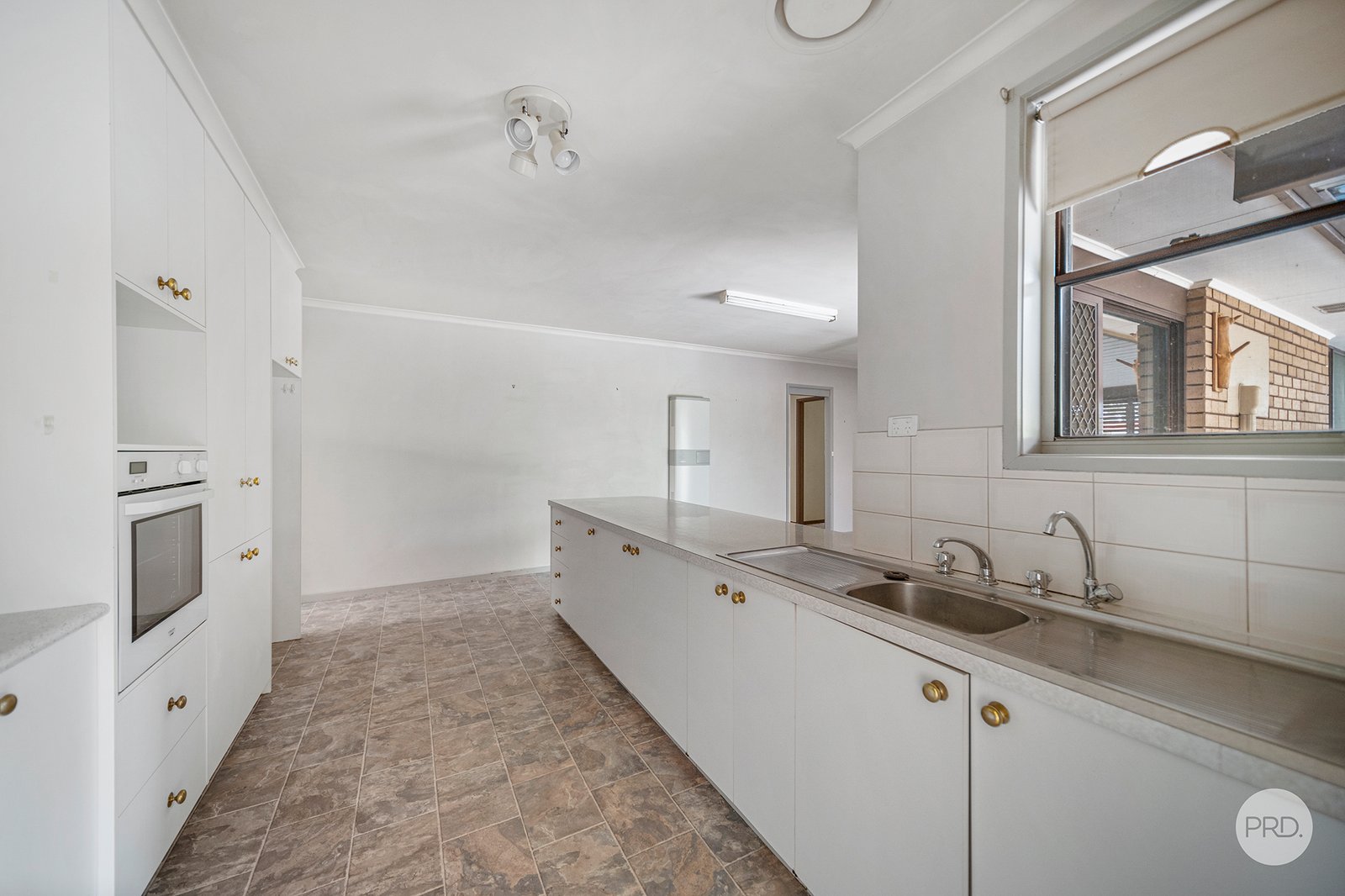 495 Napier Street WHITE HILLS 5