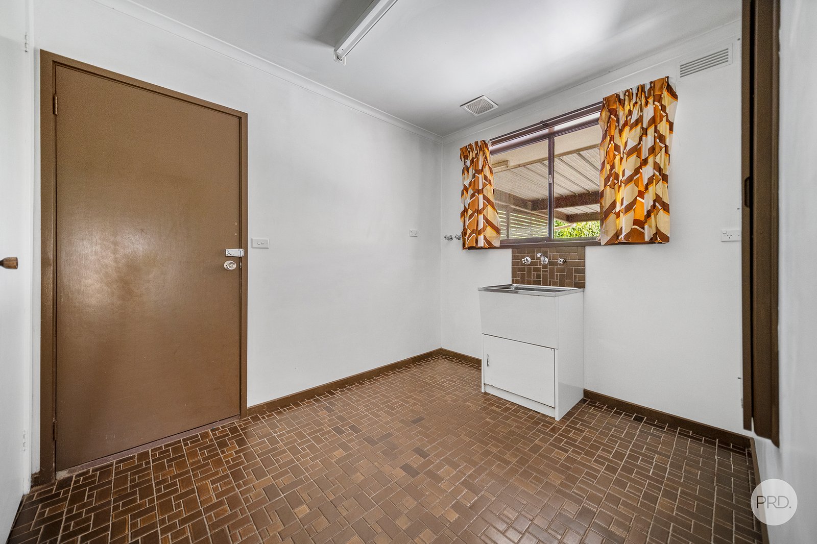 495 Napier Street WHITE HILLS 12