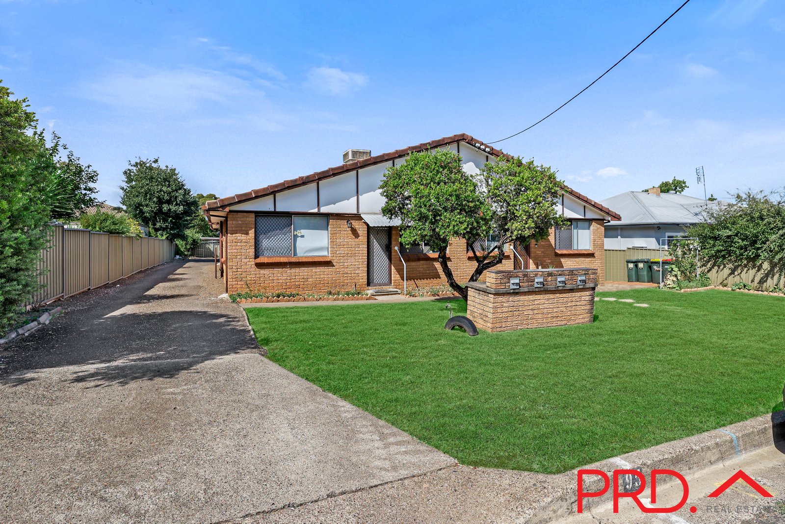 4/95 Piper Street TAMWORTH 2
