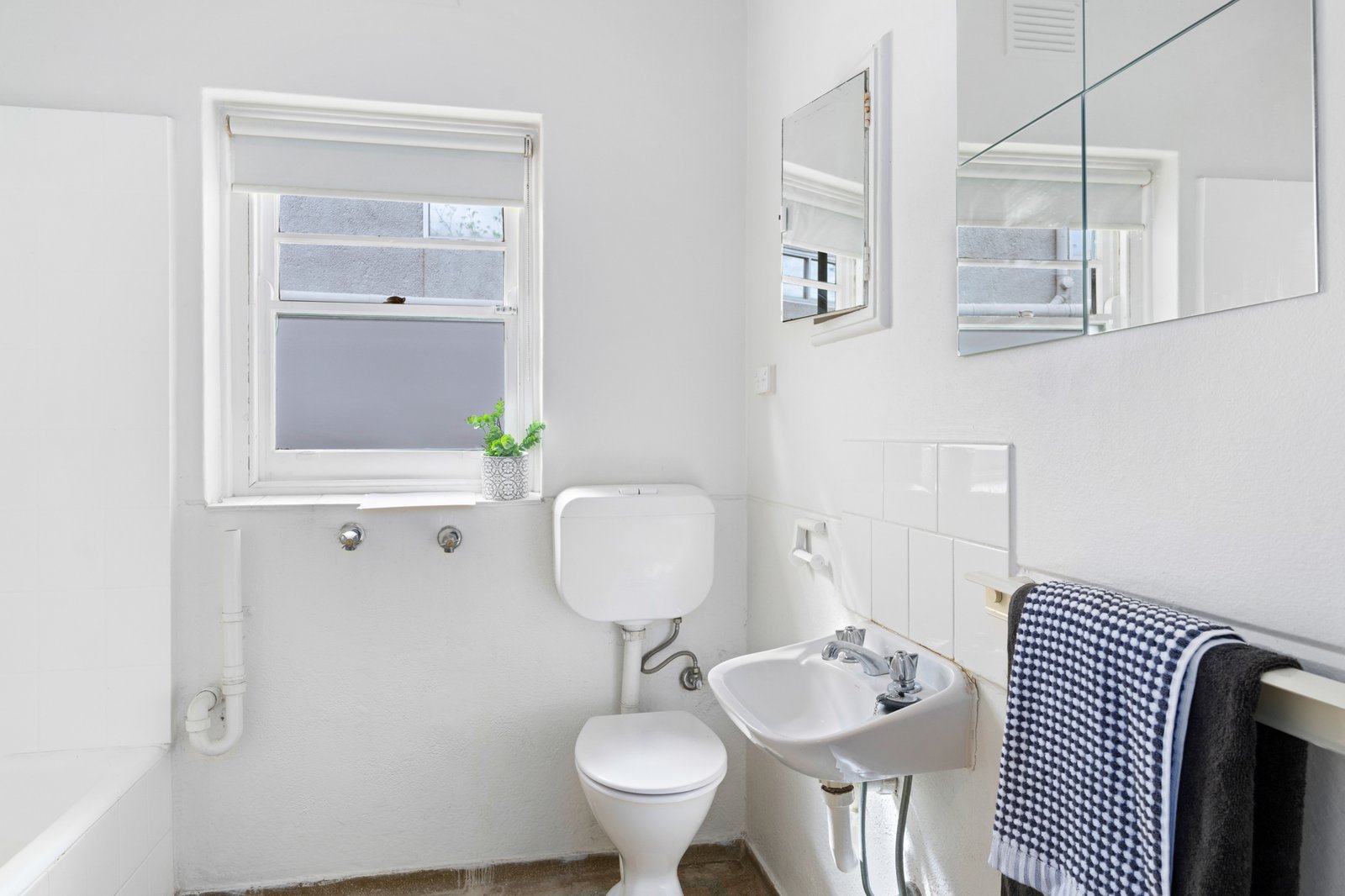 Real Estate and Property in 4/95A Alma Road, St Kilda East, VIC