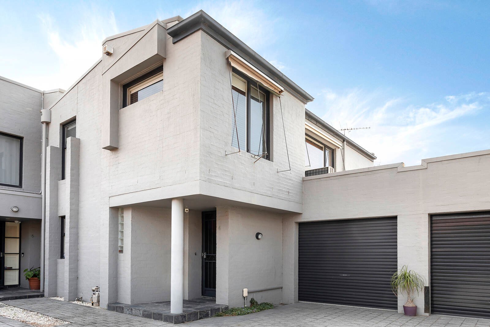 Real Estate and Property in 4/96 Addison Street, Elwood, VIC