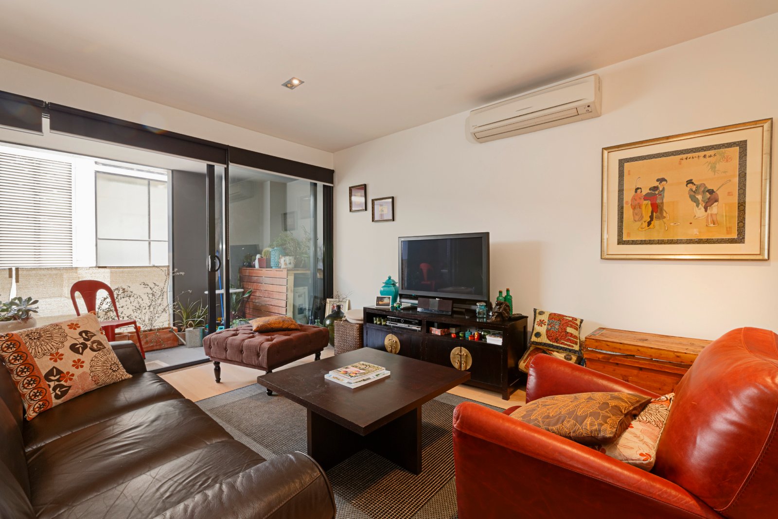 Gallery: 4/96 Bay Street
