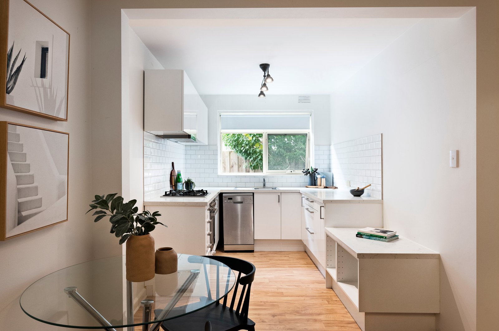 Real Estate and Property in 4/96 Glen Huntly Road, Elwood, VIC