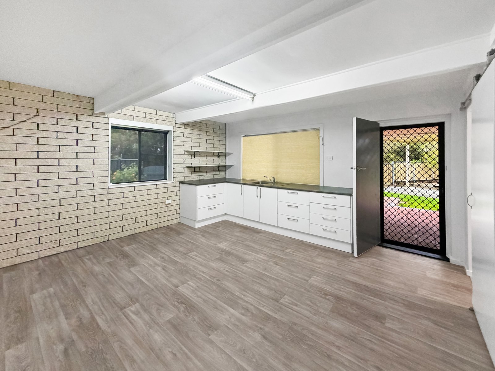 496 Ocean Drive LAURIETON 12